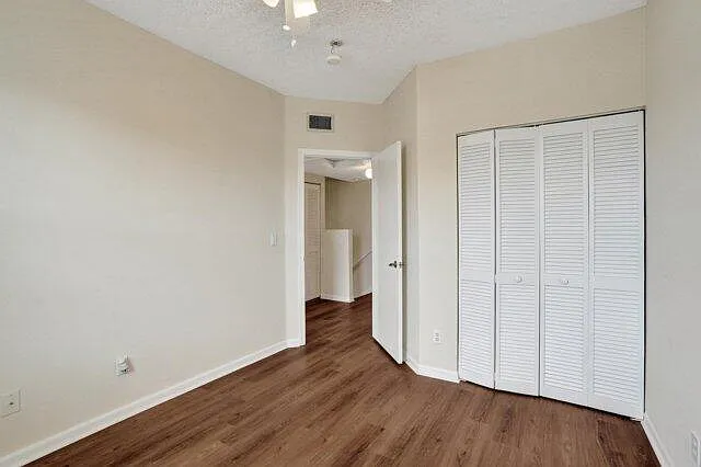 10581 NW 57th Ct — Photo 14