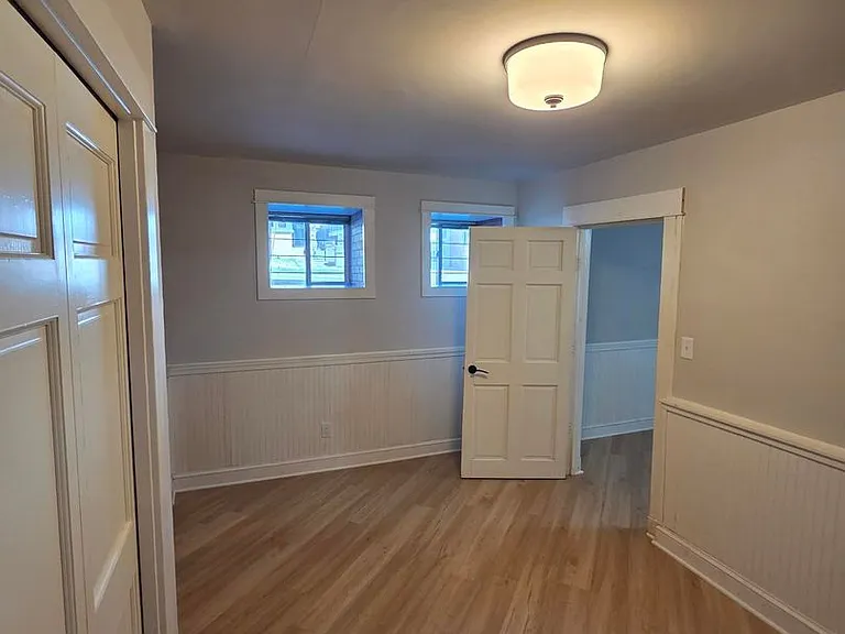 222 N Hamilton St — Photo 2