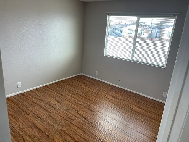 2070 Sahara Dr — Photo 10