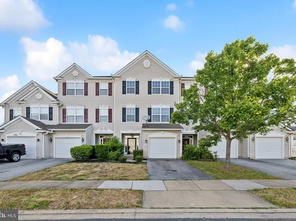 18 Harrowgate Dr, Smyrna, DE 19977