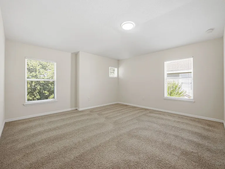 1995 Estancia Cir — Photo 18