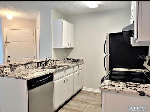 4th image of 2549 Grassy Point Dr Unit 109
