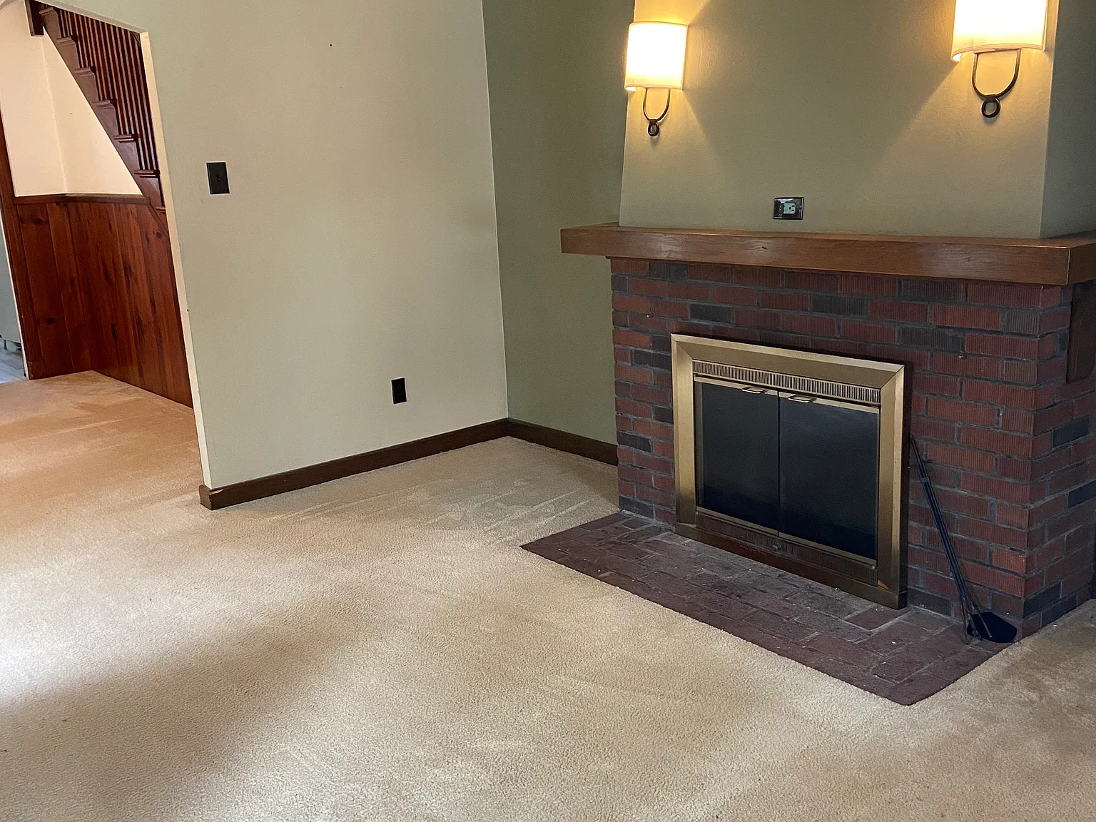 3 bed, 1600 sqft, $1,400 — Photo 3