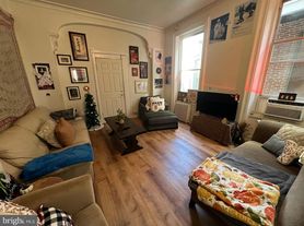 1709 W Montgomery Ave