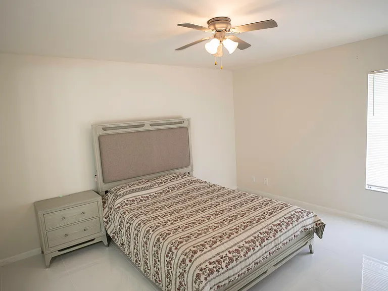 9110 Fairbanks Ln #4 — Photo 10