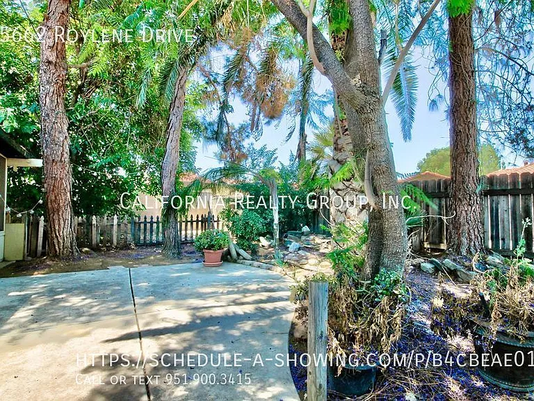 25662 Roylene Dr — Photo 19
