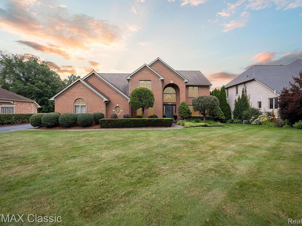 1st image of 5551 Deerwood Ln
