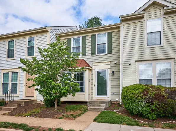 9711 Sassafras Ct, Manassas, VA 20110