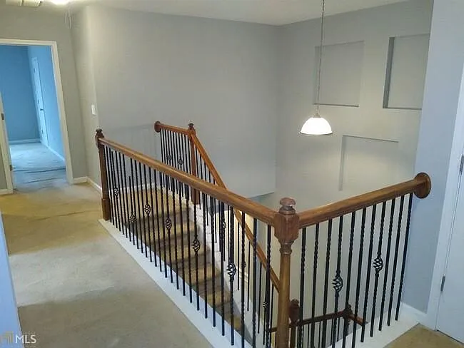 231 Greenview Ln — Photo 14