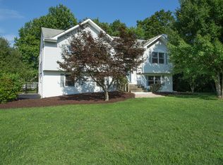 2 Lewis Rd, Wappingers Falls, NY 12590