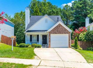 928 Stinson Ave, Holly Springs, NC 27540
