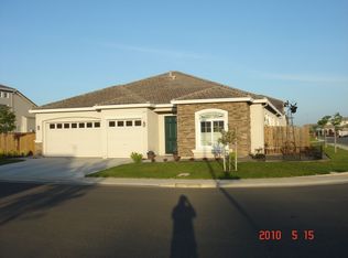 450 Bluebell Ct, Galt, CA 95632
