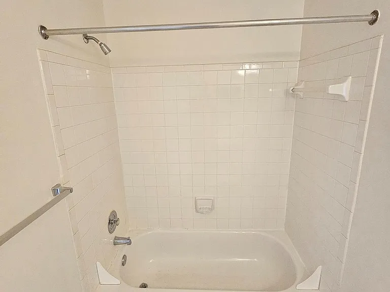 13906 Highstream Pl — Photo 11