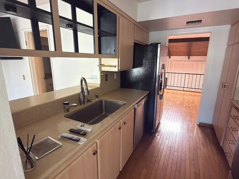 4173 Colfax Ave #I — Photo 8