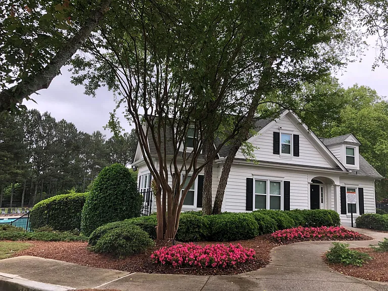3261 Serenade Ct — Photo 45