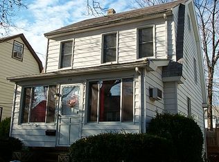 76 Derby St, Valley Stream, NY 11581