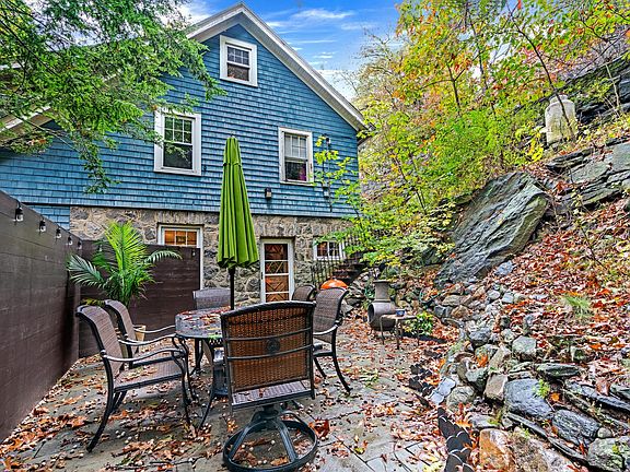 2nd image of 21 Cliff St