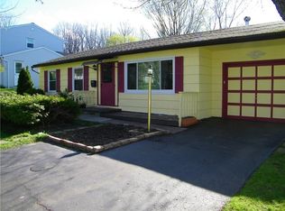 22 Homestead Dr, Fairport, NY 14450