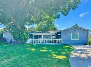 10 Fairway Cir, New Smyrna Beach, FL 32168