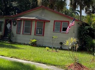 220 Granada Blvd, Fort Myers, FL 33905