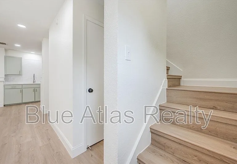 805 W Chambers St #B — Photo 7