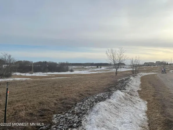 24011 Cherry Hill Dr, Detroit Lakes, MN 56501