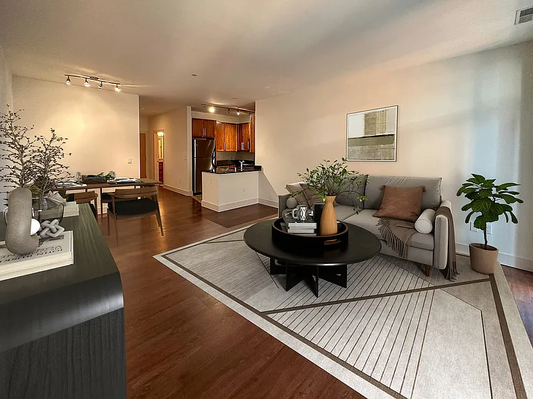 2 Bed / 2 Bath