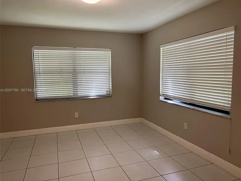 7965 SW 86th St #105 — Photo 13
