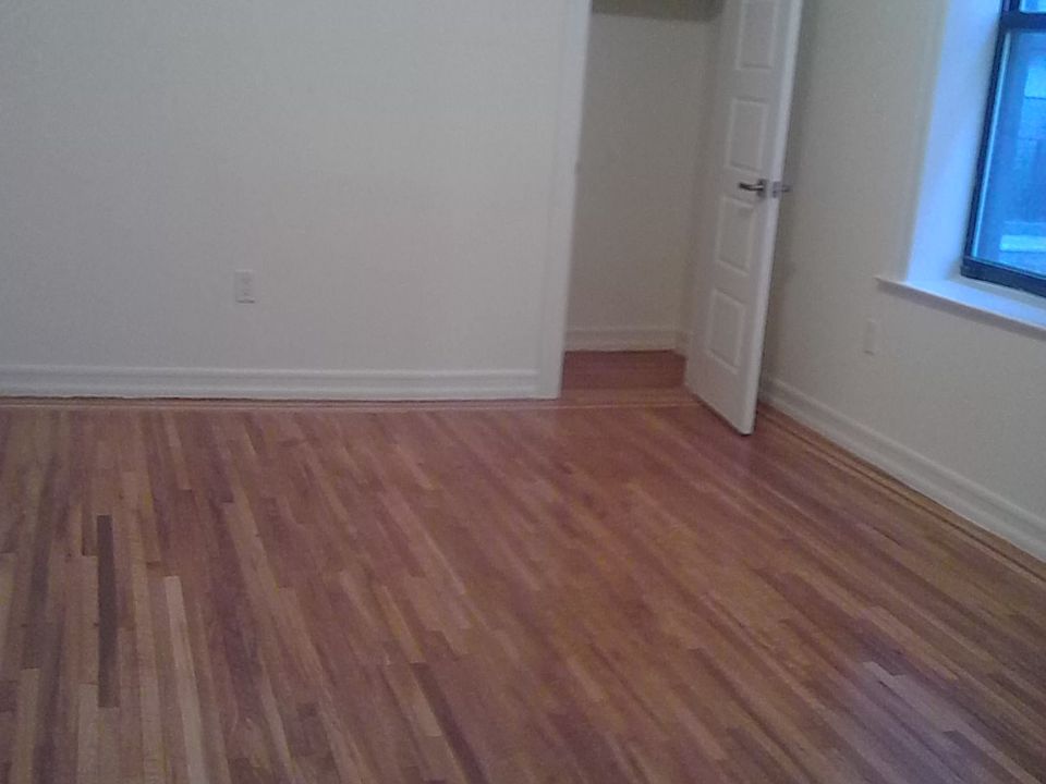 2nd image of 2187 Holland Ave. #5L