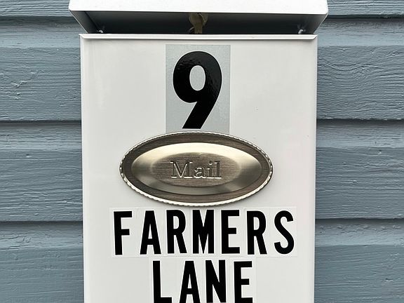 2nd image of 9 Farmers Ln