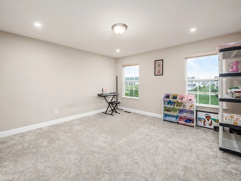 3793 Pyke Dr — Photo 42