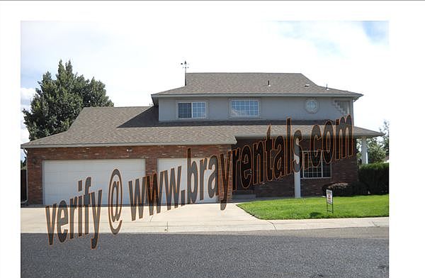 2685 Dane Lane front watermarked