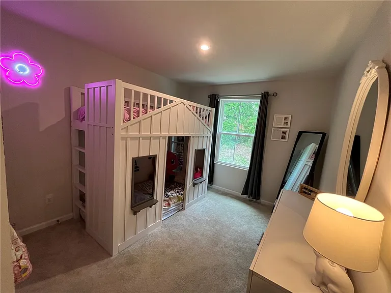 131 Sarnesfield Way — Photo 11