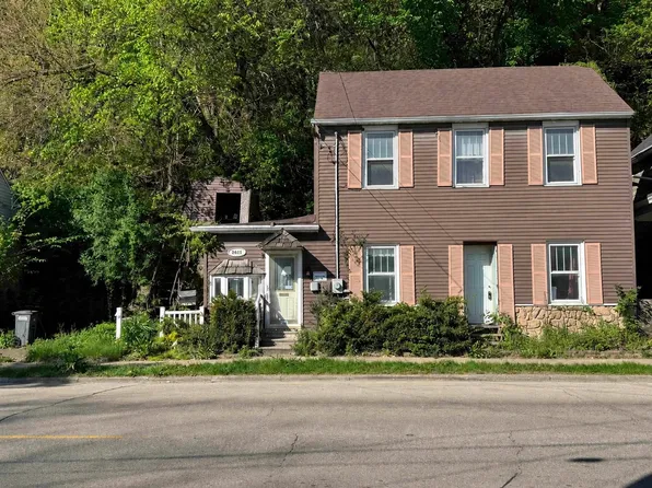 2611 Central Ave, Dubuque, IA 52001