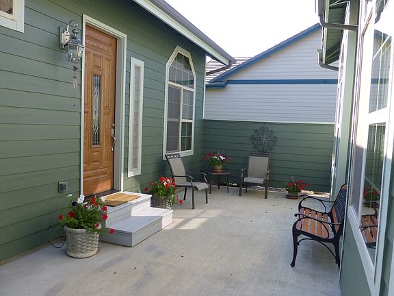 Courtyard - Casita Entrance