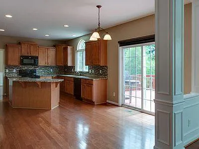 1416 Beech Hollow Ct — Photo 9