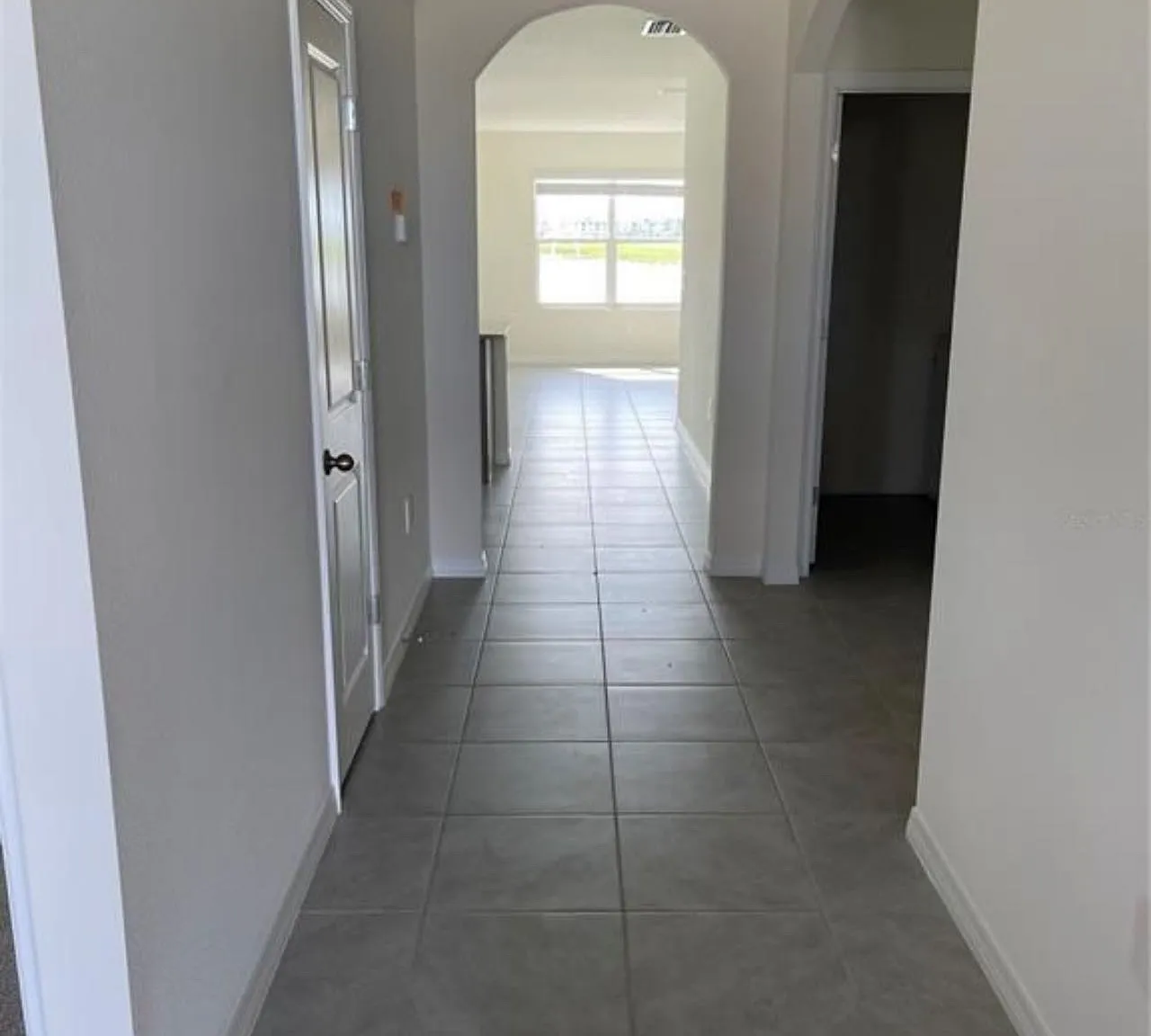 4 bed, 1828 sqft, $2,800 — Photo 4