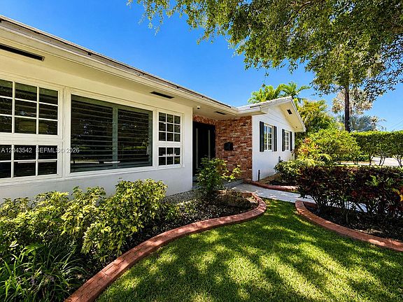 2nd image of 8481 SW 144th St