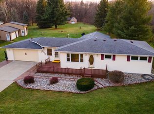 2163 W Cutler Rd, Dewitt, MI 48820