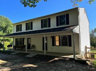 2425 Erbs Dr, Westminster, MD 21158