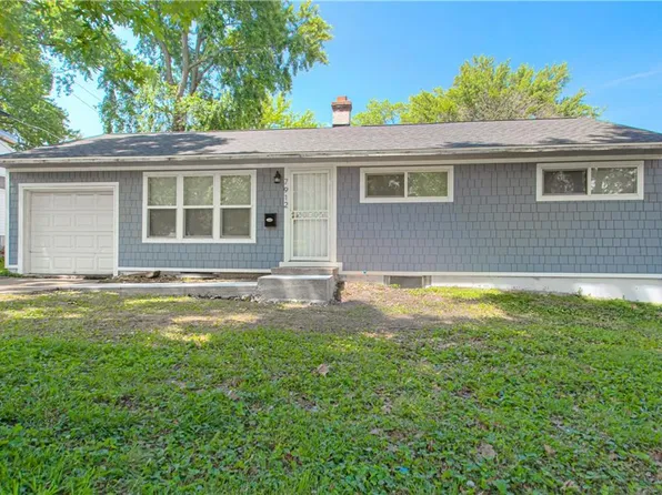 7912 Longview Rd, Kansas City, MO 64134