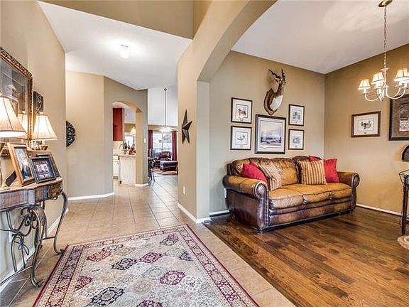 4th image of 1409 Lacewing Dr