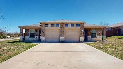 1705 Aztec Trce #B Photo 1
