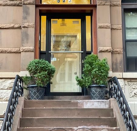 2nd image of 535 W 148th St APT 4