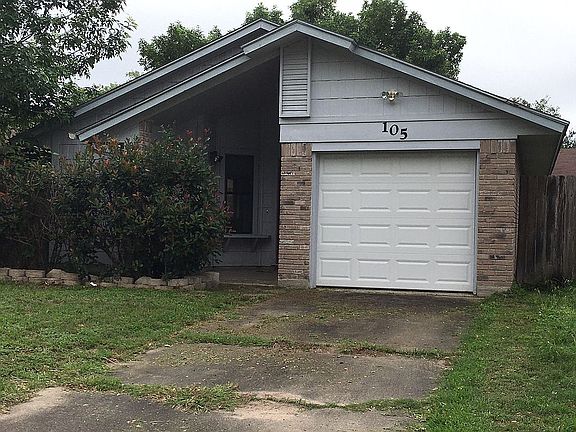 2nd image of 105 Cabana Dr