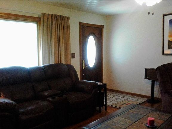 2nd image of 4220 Mesa Ct