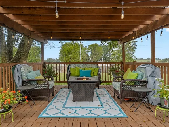 2855 W Henri De Tonti Blvd, Springdale, AR 72762