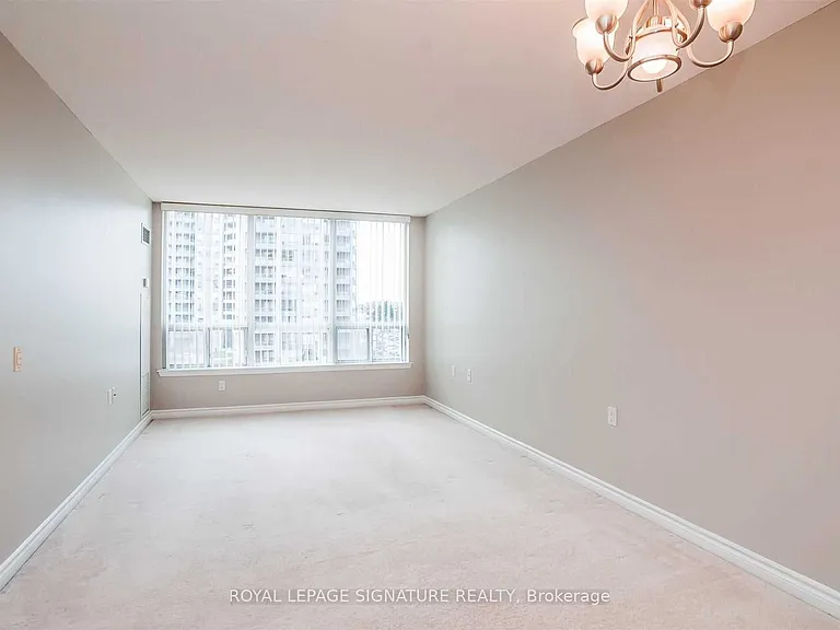 9017 Leslie St #603 — Photo 9