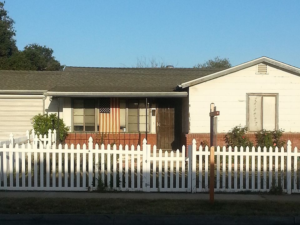 1st image of 928 Prescott Ave