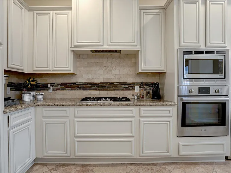 327 Twin Timbers Ln — Photo 15